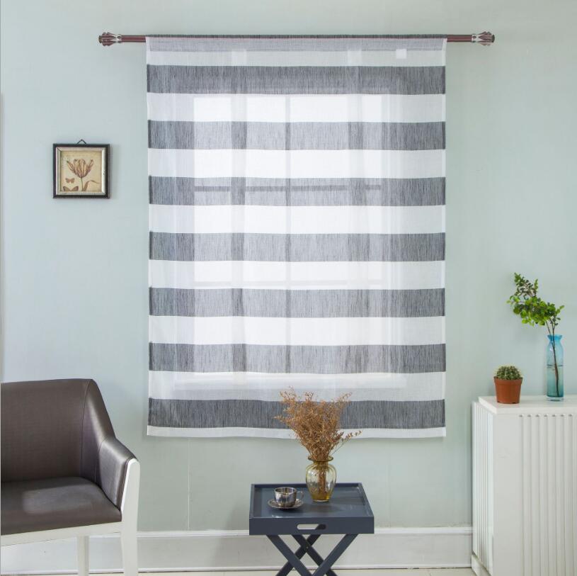 Cortinas cortas con diseño de cortina romana de rayas plisadas a la moda